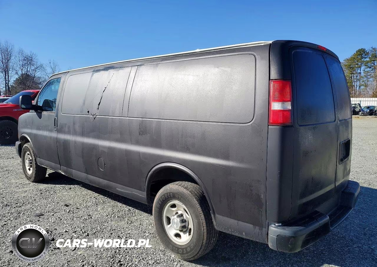 2018 Chevrolet Express 2500 Delivery Van VIN:1GCWGBFP4J1241223 - 2