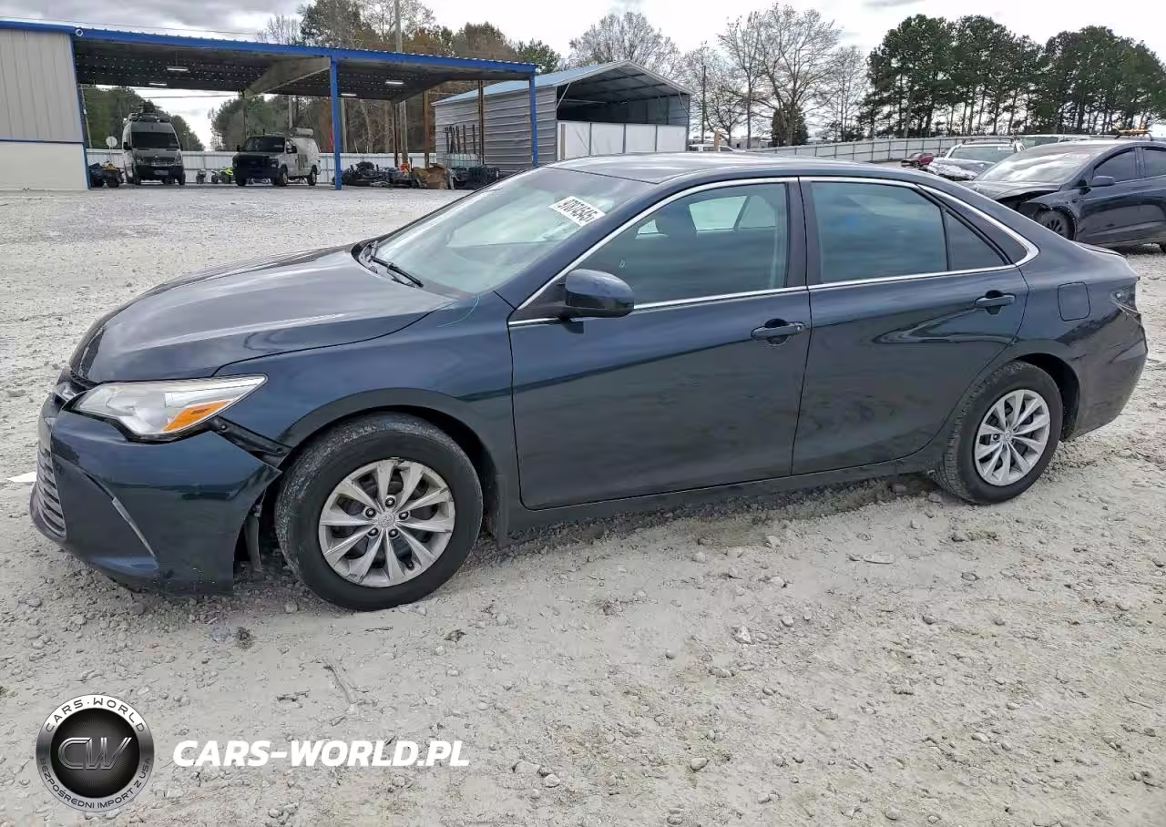 2016 Toyota Camry Le