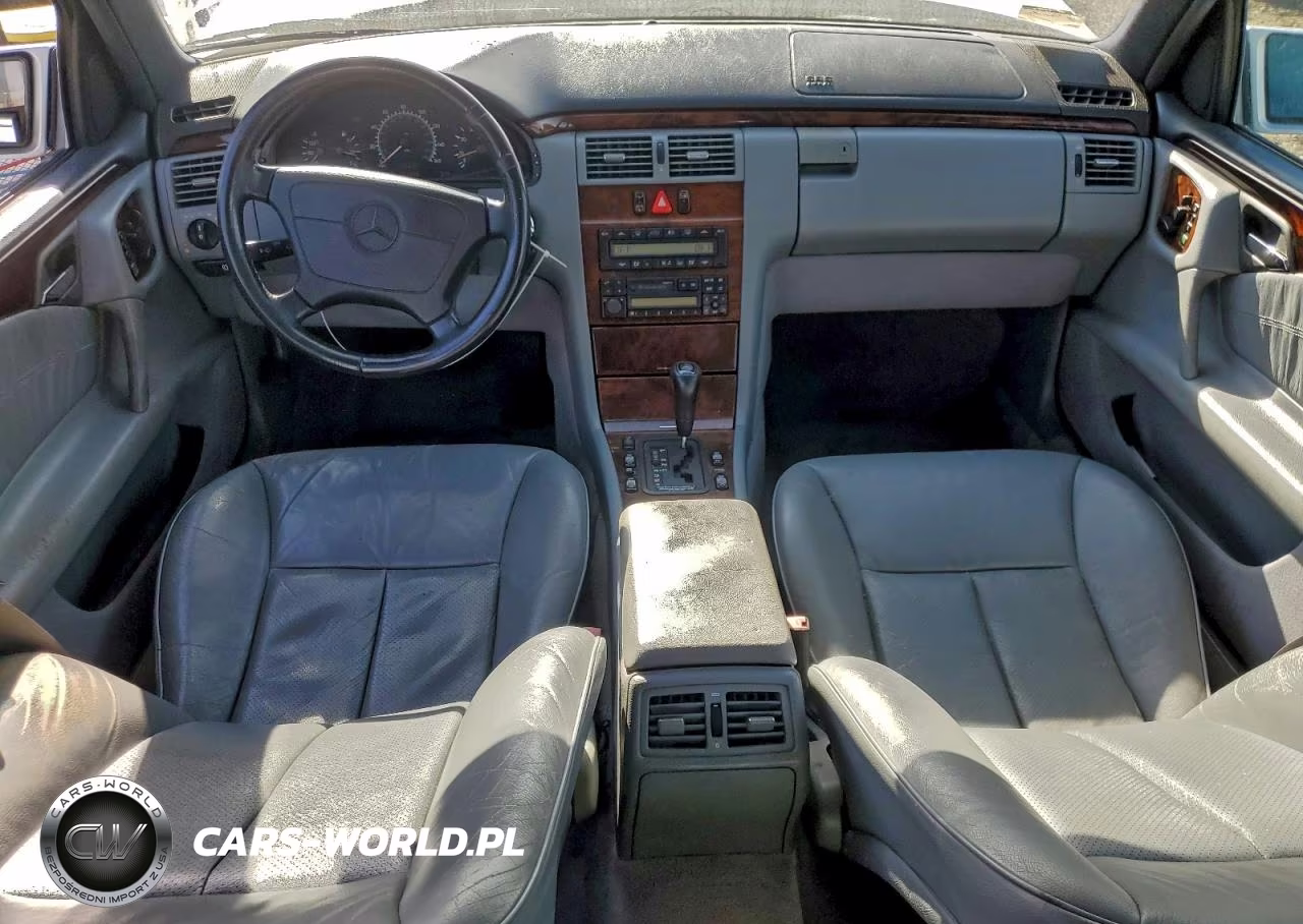 1998 Mercedes-Benz E 320 VIN:WDBJH65F4WA528431 - 8