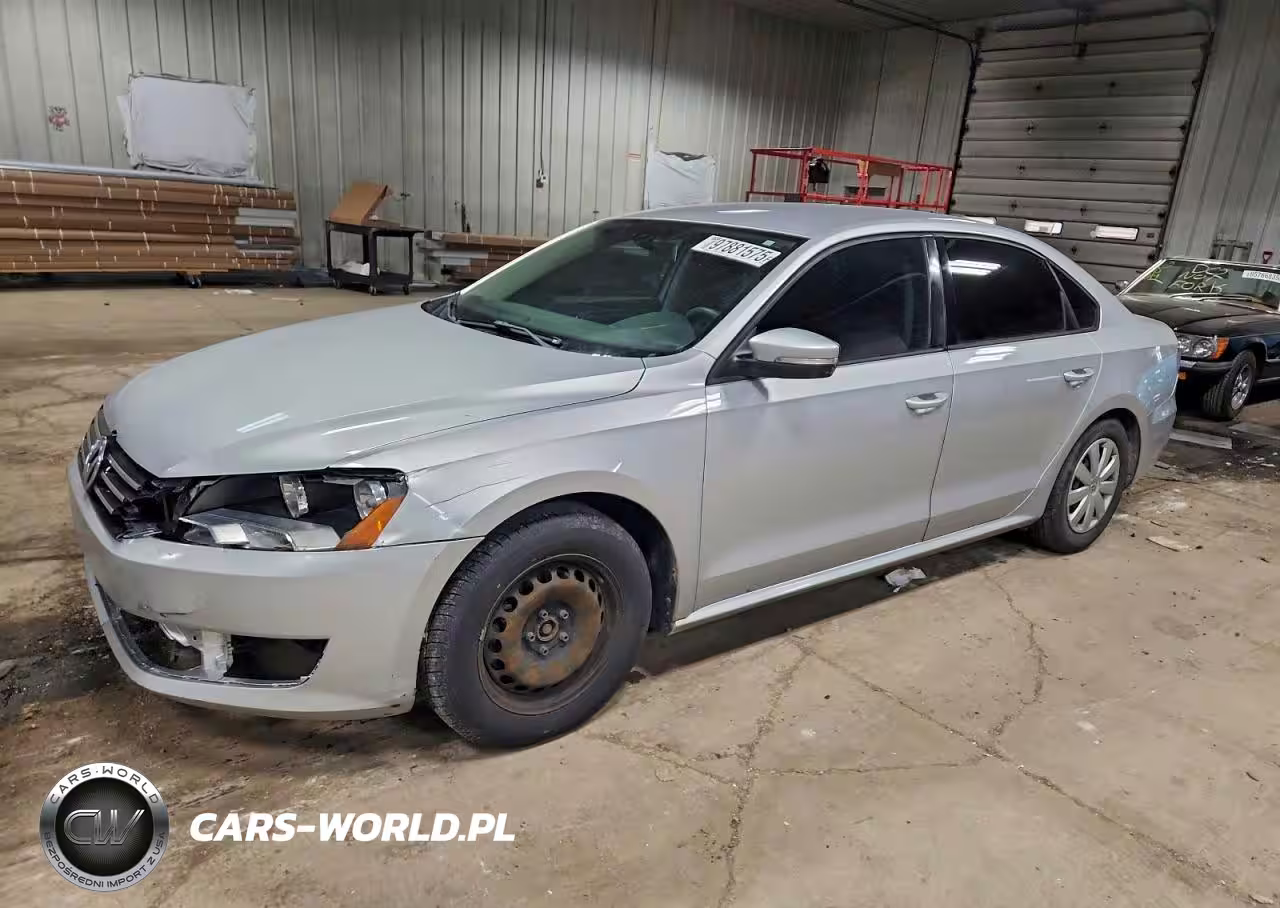 2013 Volkswagen Passat S