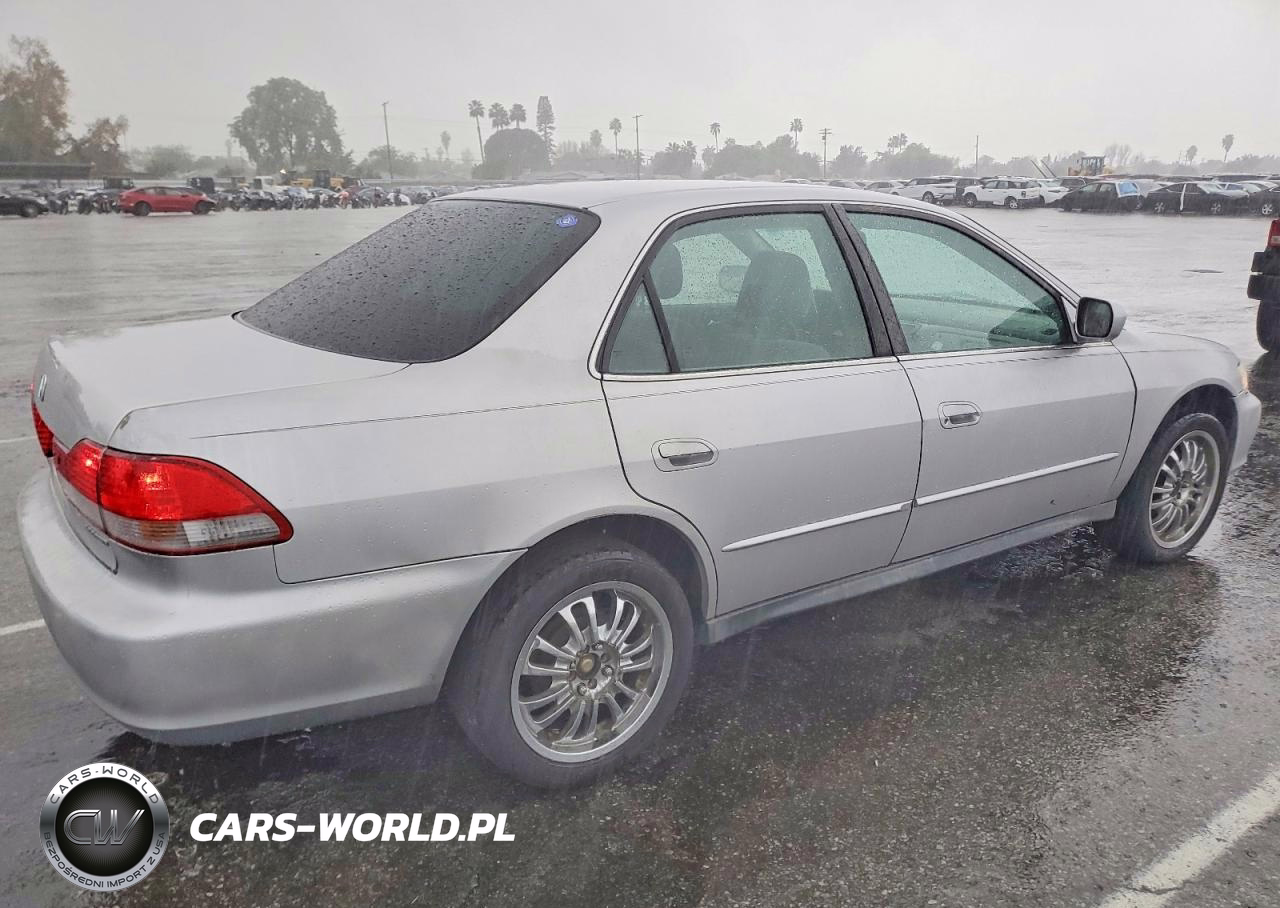2002 Honda Accord Lx VIN:3HGCG66522G701119 - 3