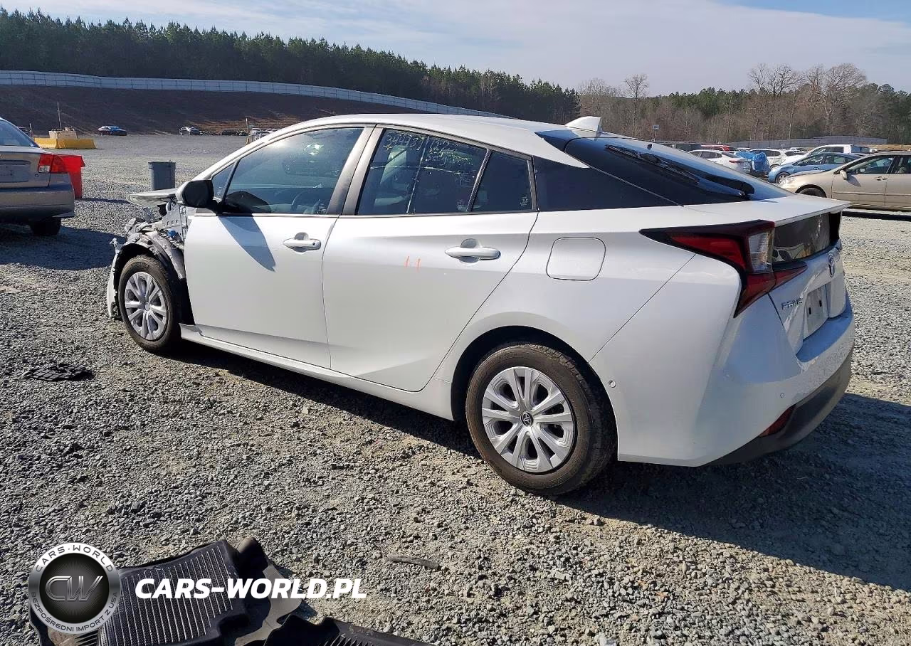 2022 Toyota Prius Night Shade VIN:JTDKAMFUXN3172727 - 2