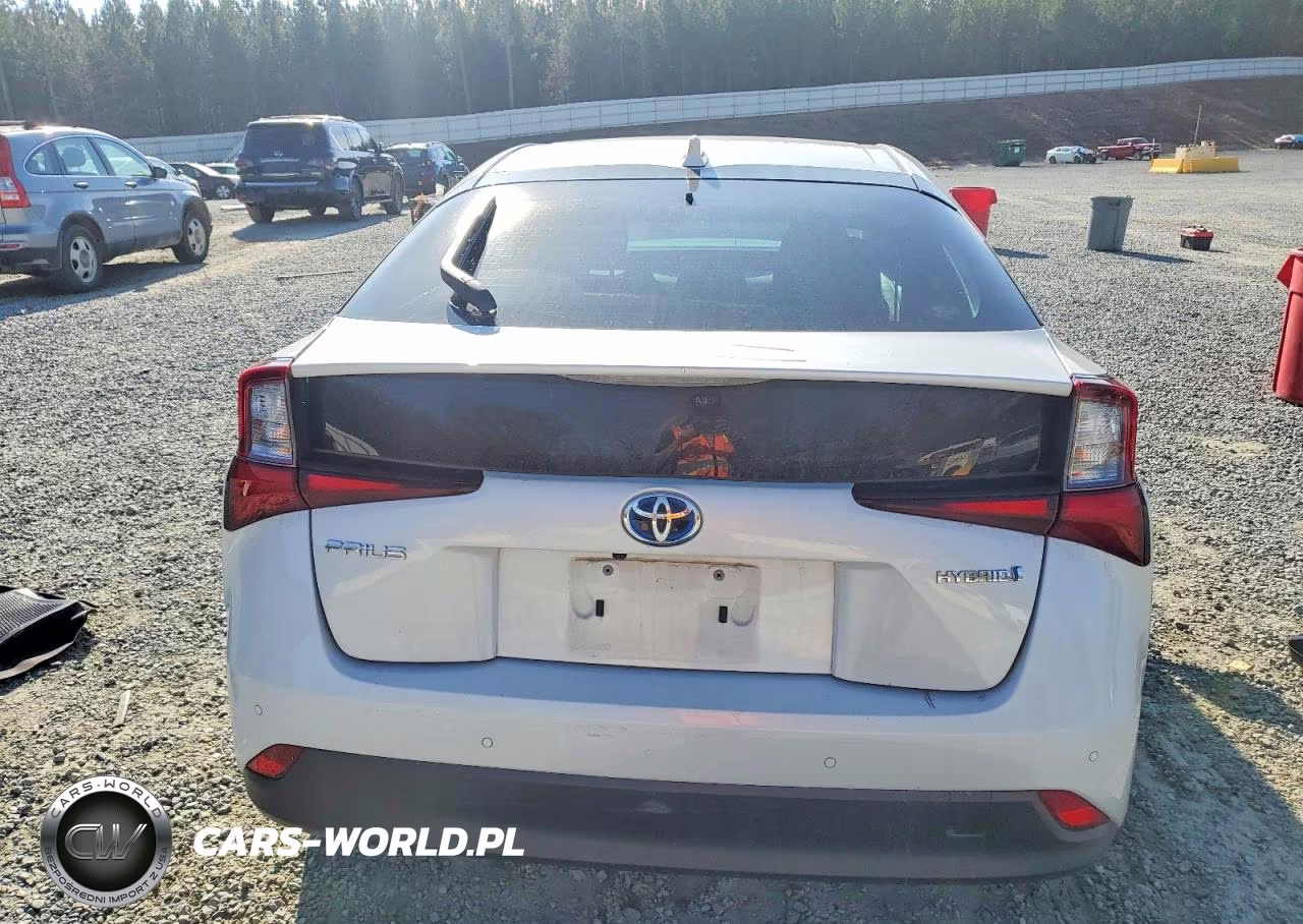 2022 Toyota Prius Night Shade VIN:JTDKAMFUXN3172727 - 6