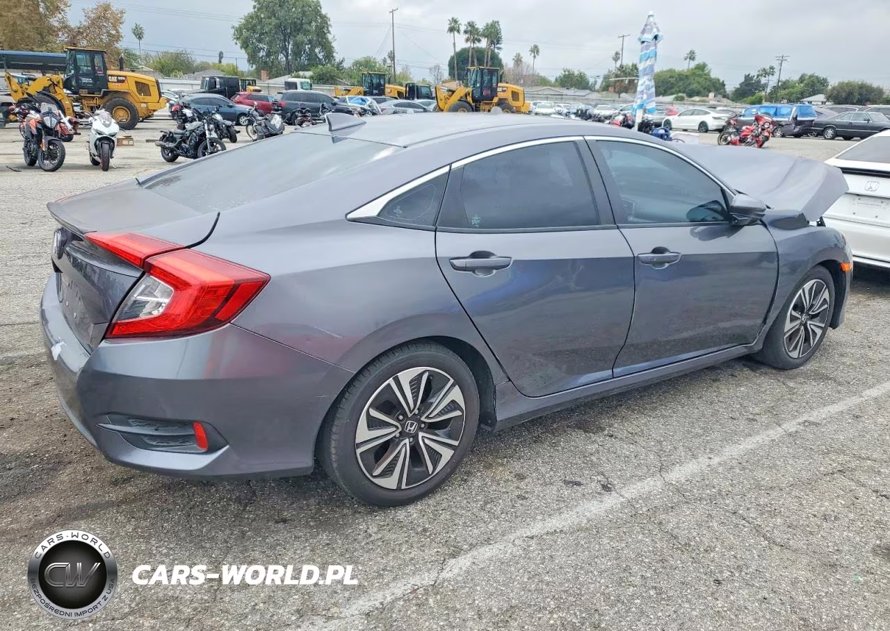 2016 Honda Civic Ex VIN:2HGFC1F36GH632386 - 3