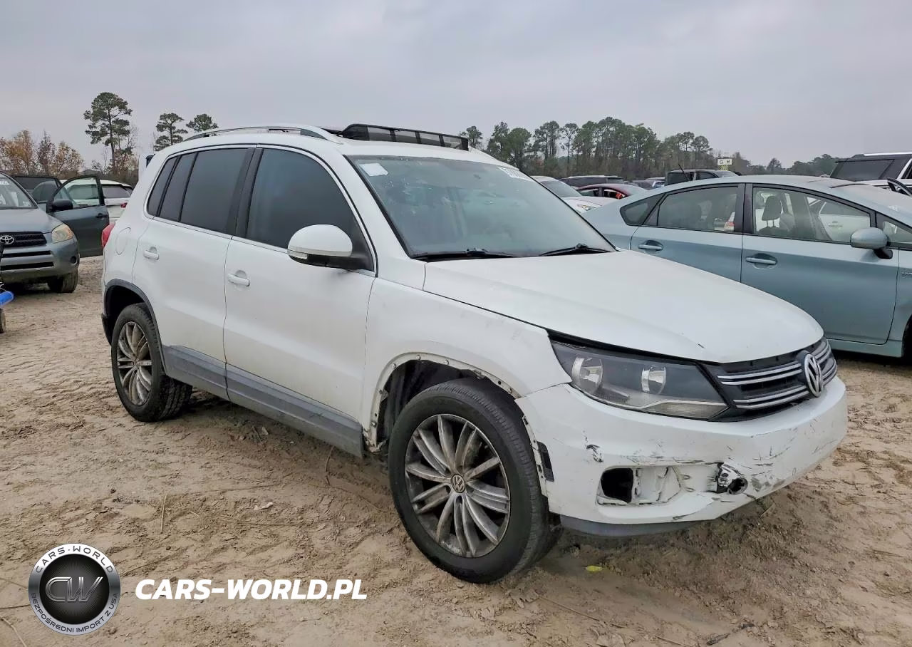 2014 Volkswagen Tiguan S VIN:WVGAV3AX2EW614485 - 4