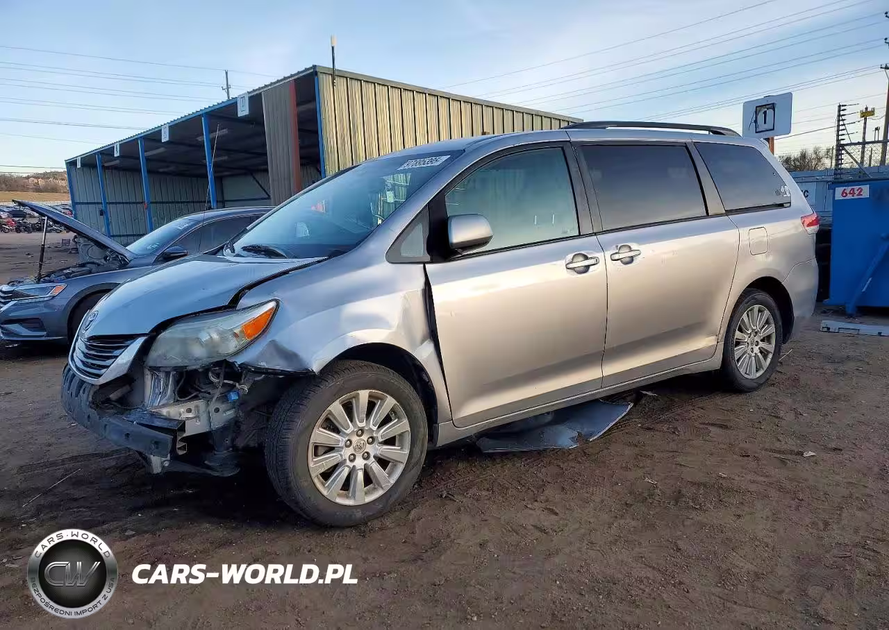 Główne zdjęcie 2012 Toyota Sienna Le