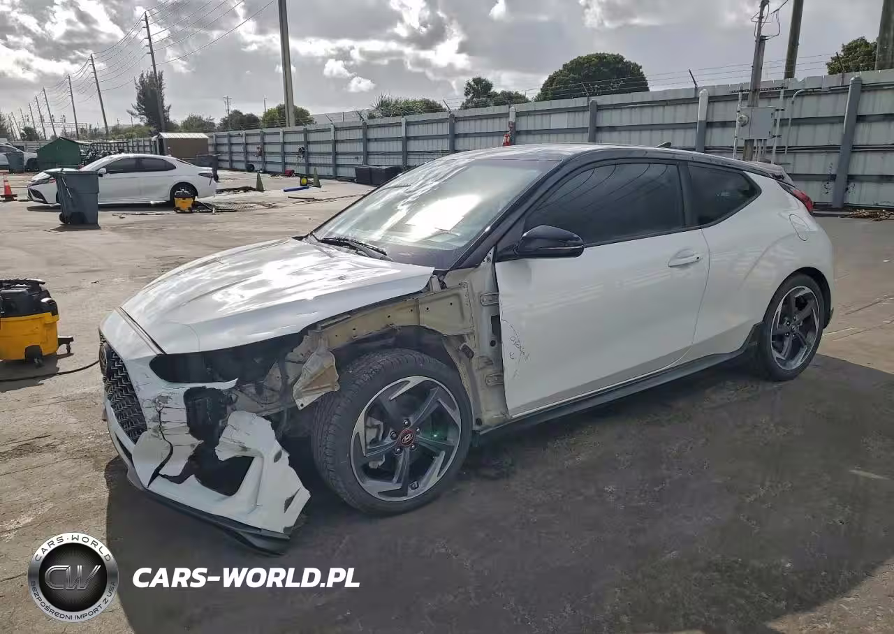 2019 Hyundai Veloster Turbo
