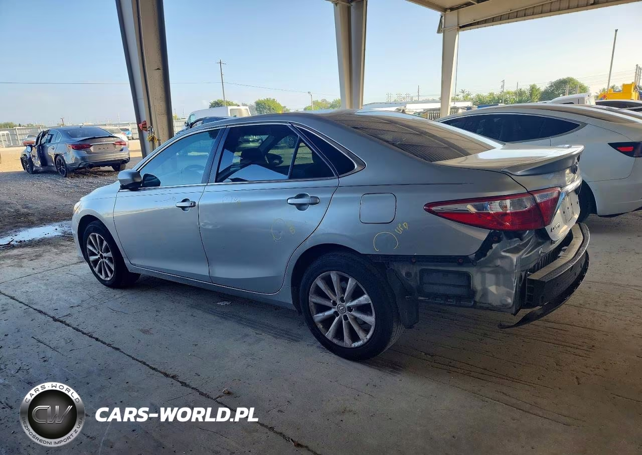 2016 Toyota Camry Le VIN:4T1BF1FK5GU225583 - 2