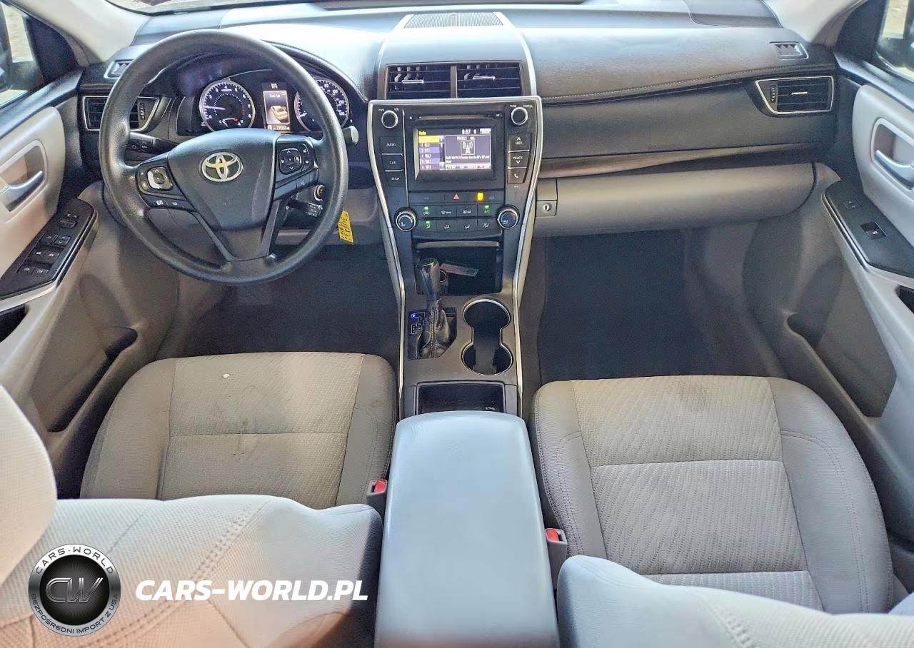 2016 Toyota Camry Le VIN:4T1BF1FK5GU225583 - 8