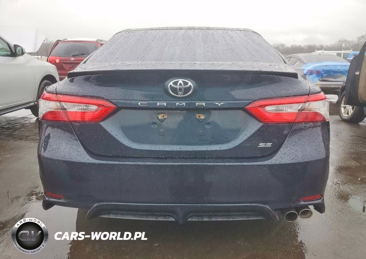 2018 Toyota Camry L VIN:4T1B11HK1JU596209 - 6