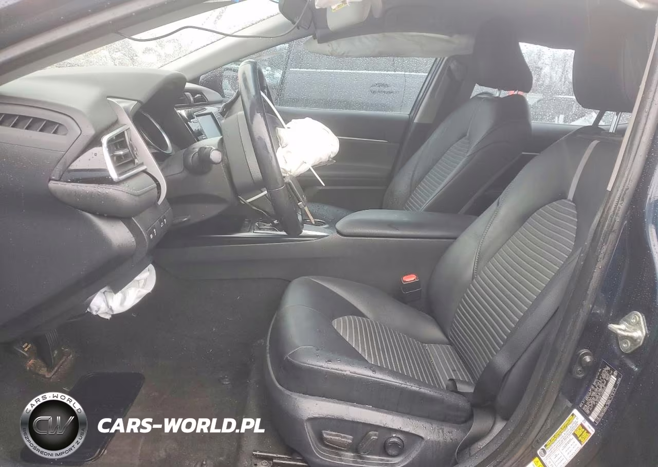 2018 Toyota Camry L VIN:4T1B11HK1JU596209 - 7