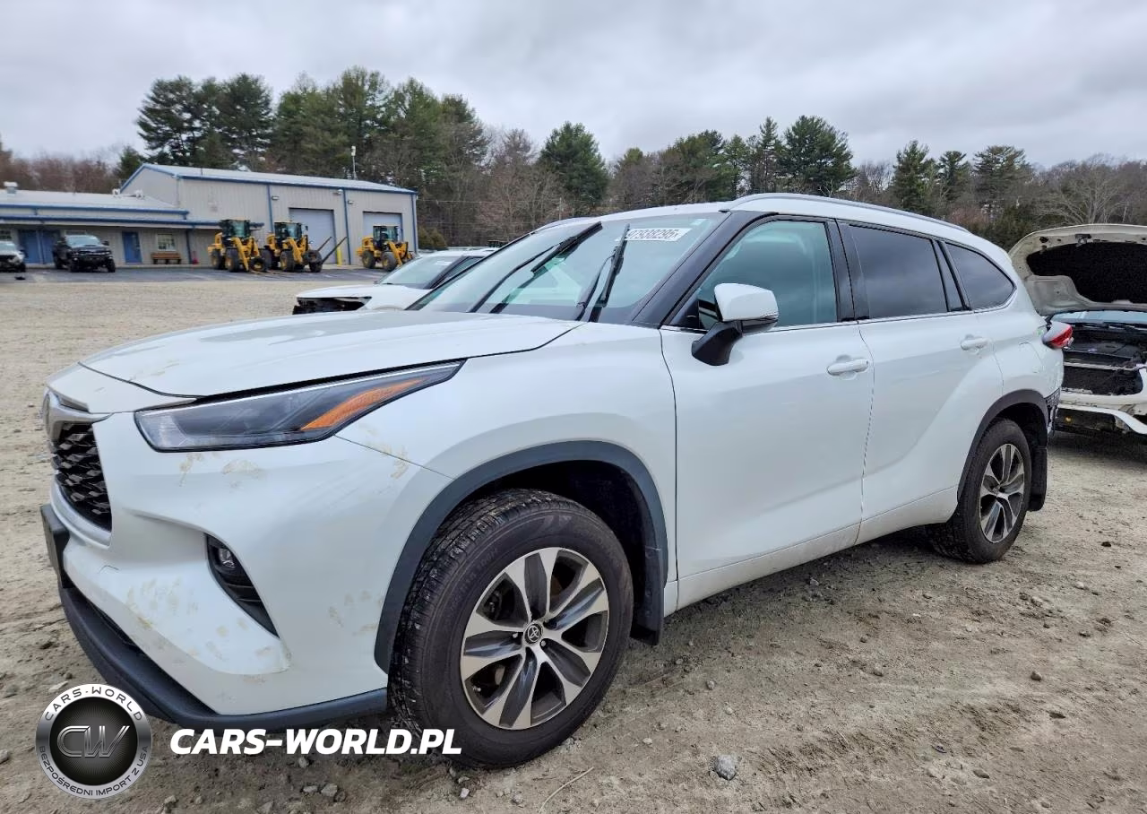 2022 Toyota Highlander Xle