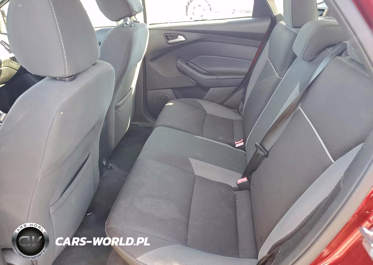 2014 Ford Focus Se VIN:1FADP3K20EL304731 - 10