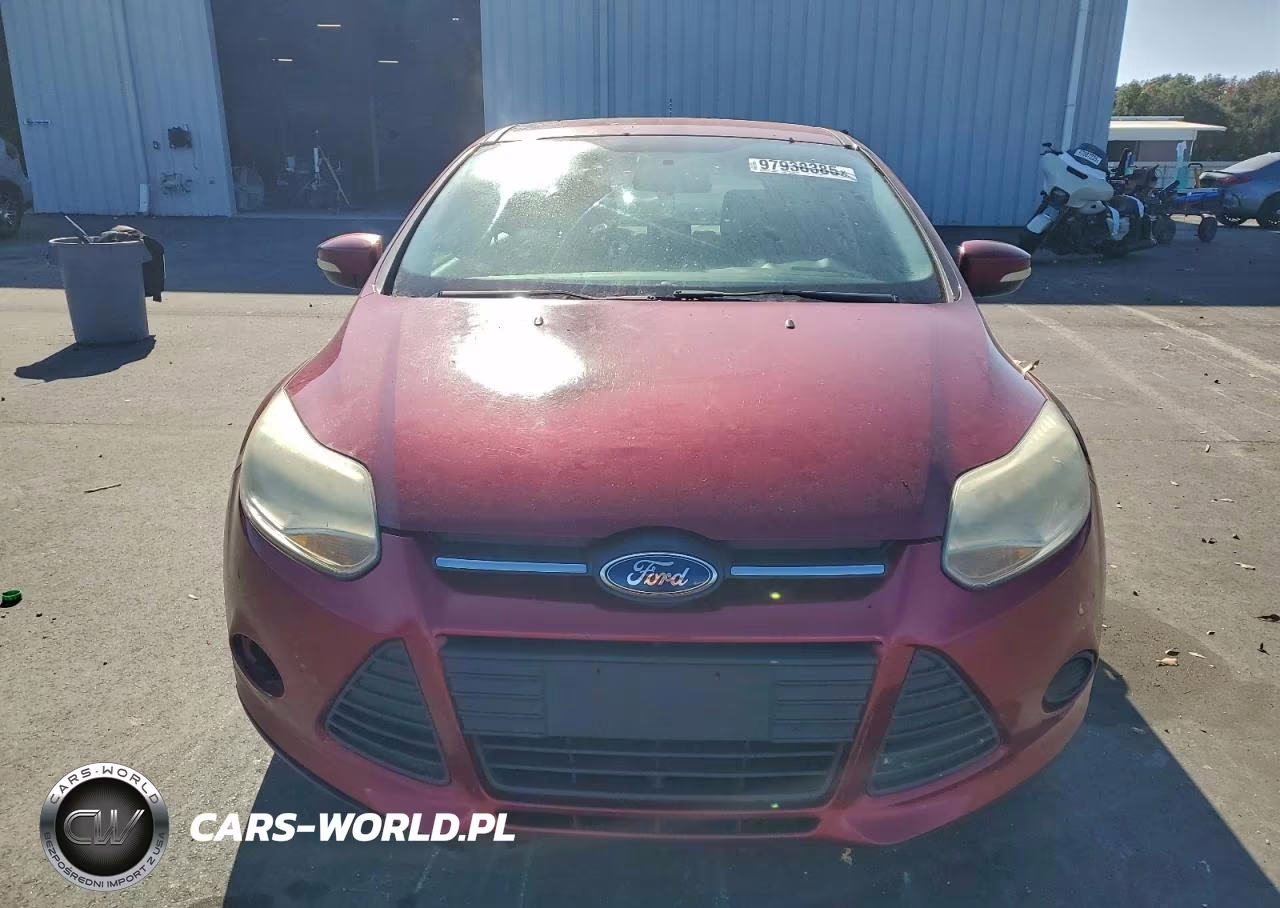 2014 Ford Focus Se VIN:1FADP3K20EL304731 - 5