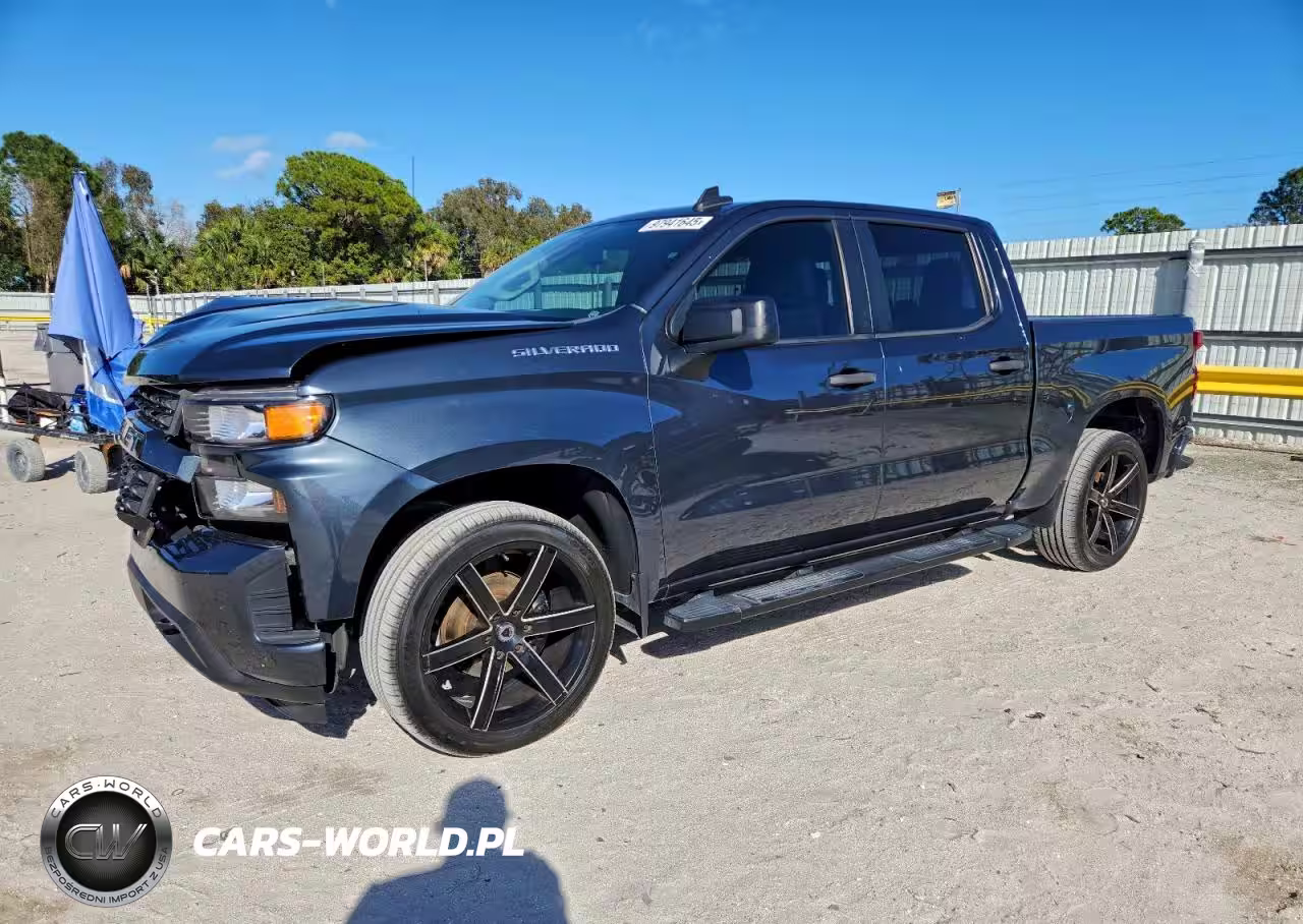 2020 Chevrolet Silverado C1500 Custom