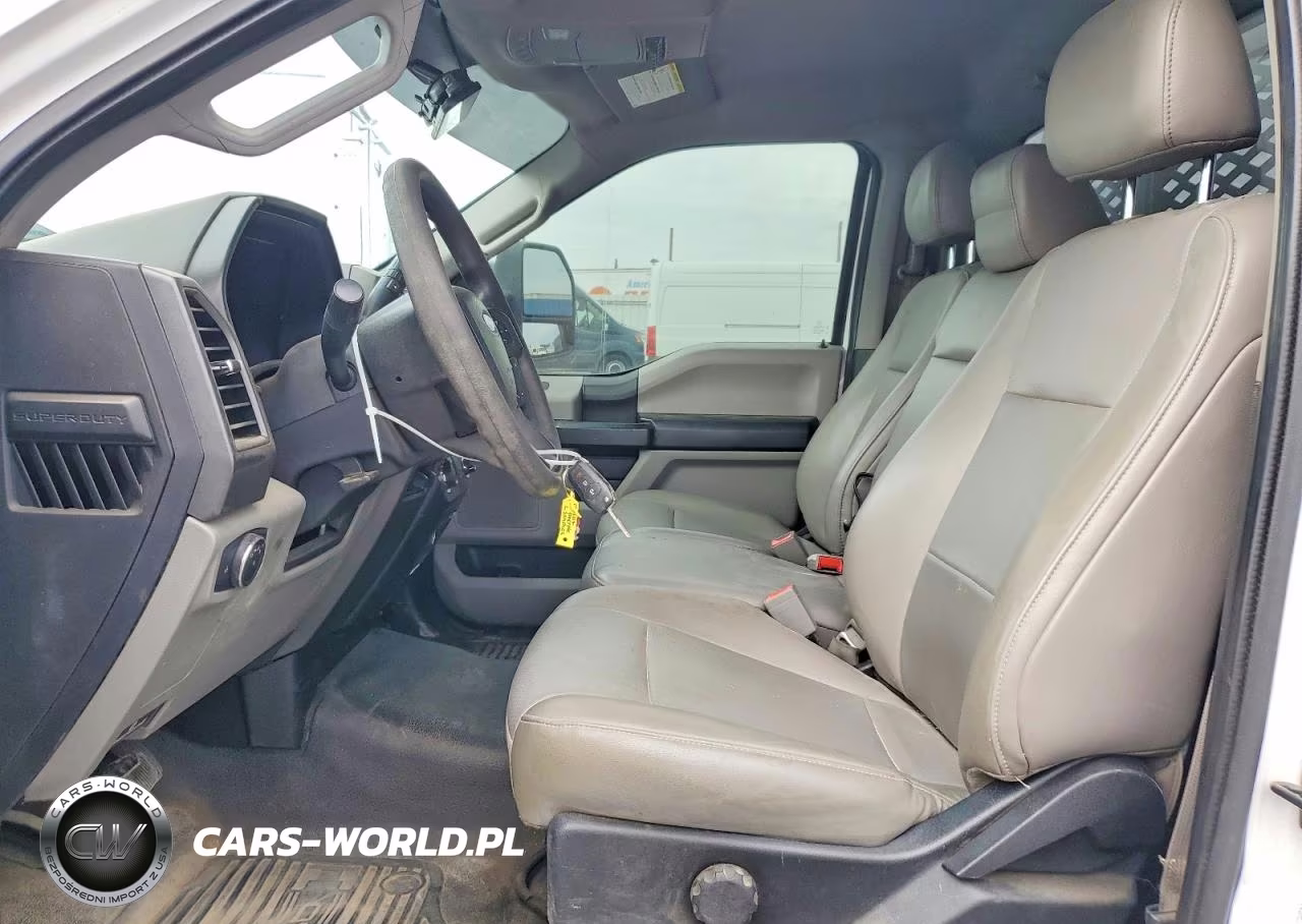 2018 Ford F450 Super Duty Utility - Service Truck VIN:1FDUF4GT2JEC41632 - 7
