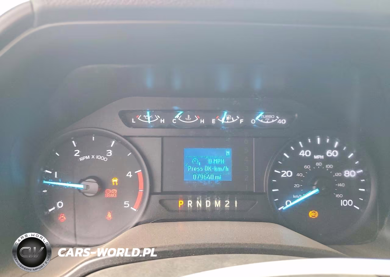 2018 Ford F450 Super Duty Utility - Service Truck VIN:1FDUF4GT2JEC41632 - 9
