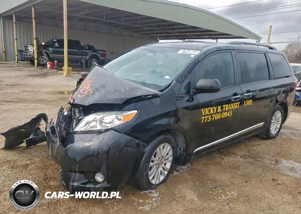 2015 Toyota Sienna Xle
