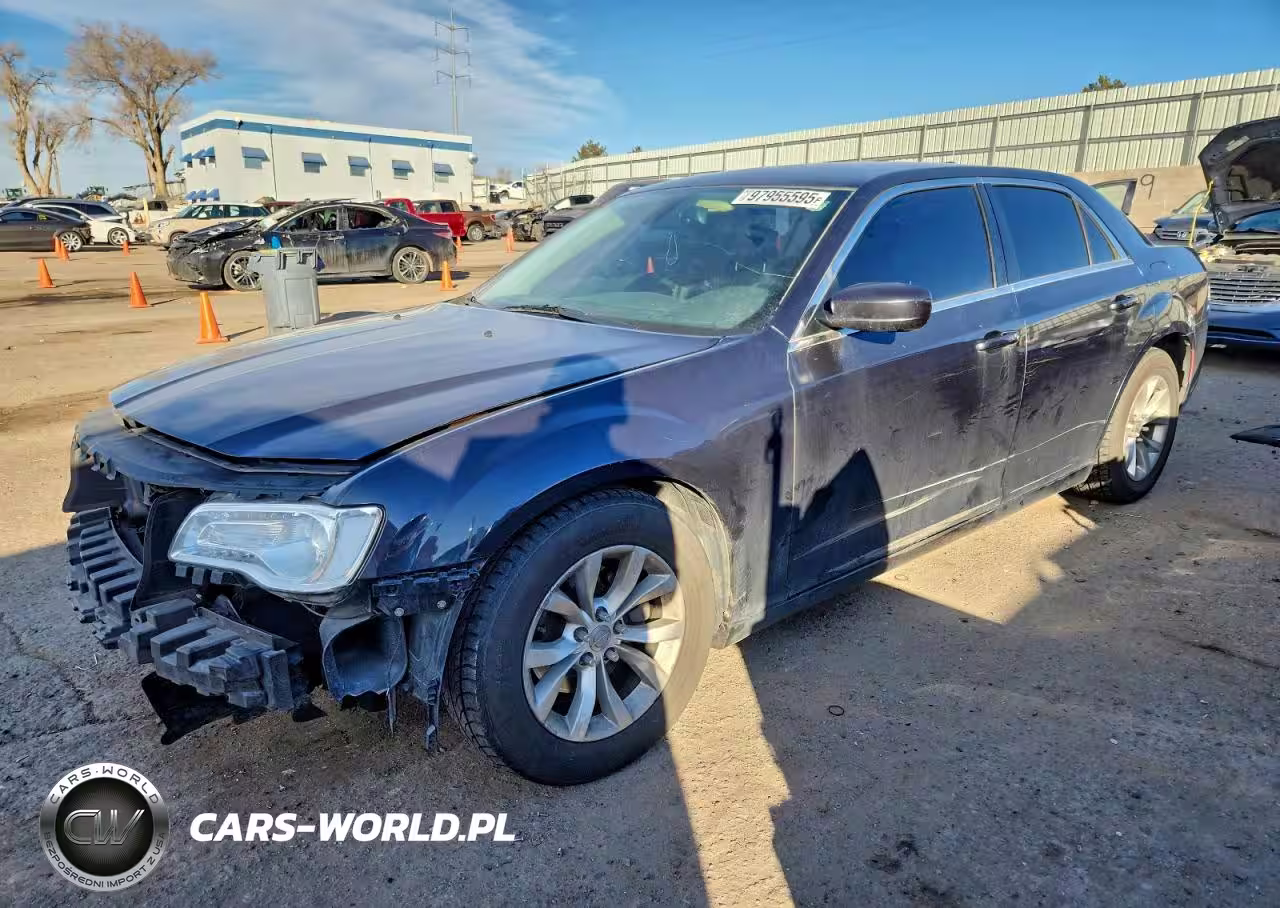 2015 Chrysler 300 Limited