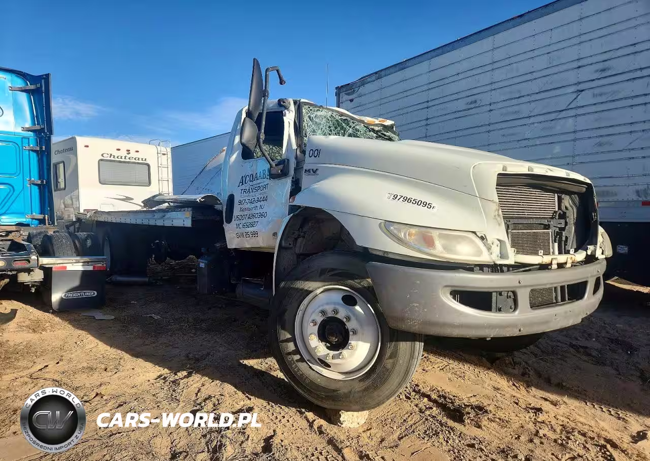 2020 International Mv607 Box Truck