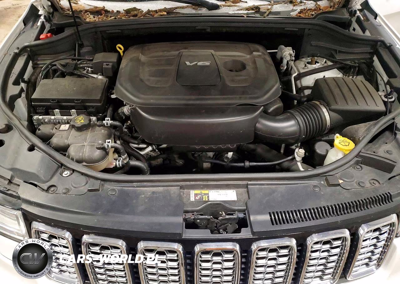 2018 Jeep Grand Cherokee Summit VIN:1C4RJFJG8JC108336 - 12