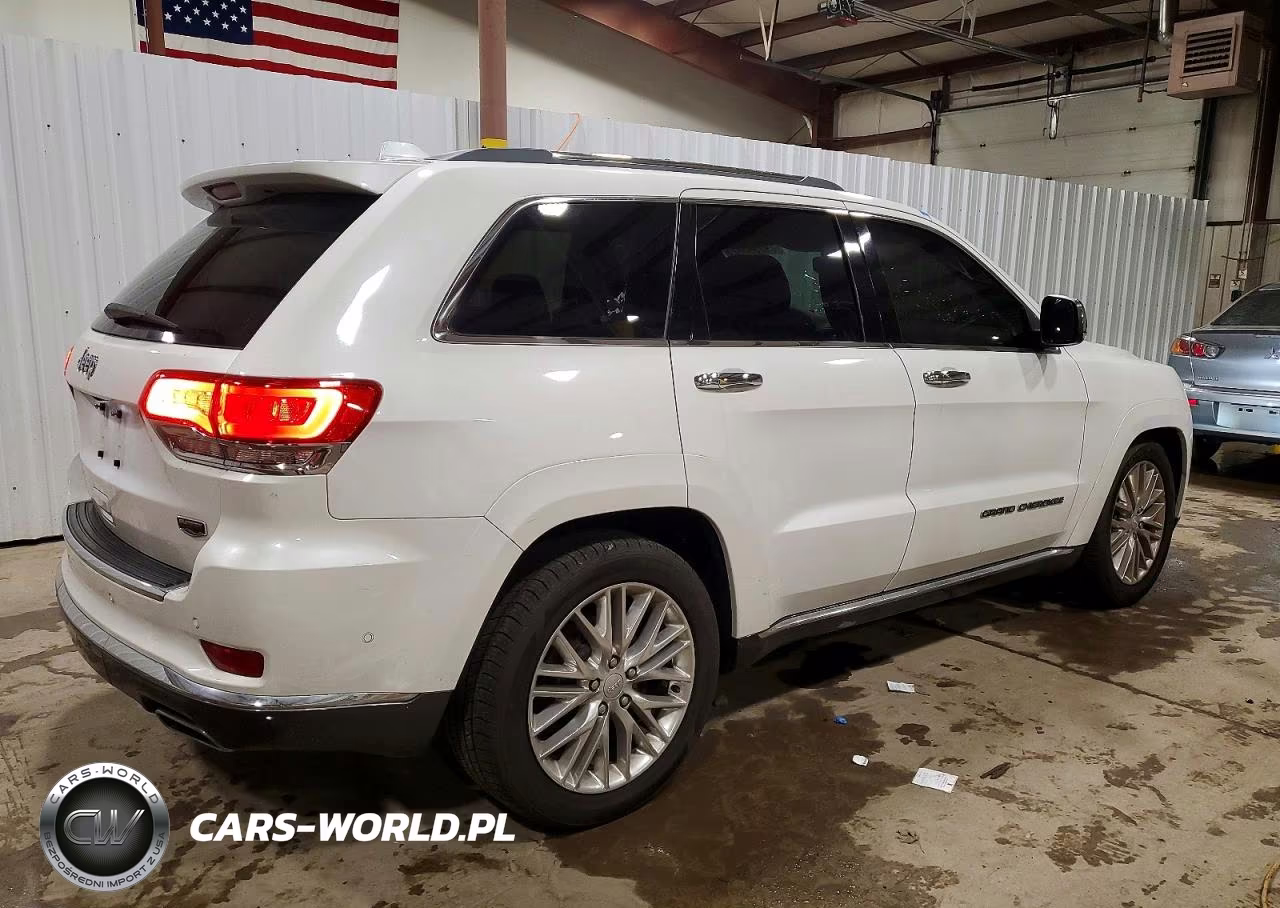 2018 Jeep Grand Cherokee Summit VIN:1C4RJFJG8JC108336 - 3