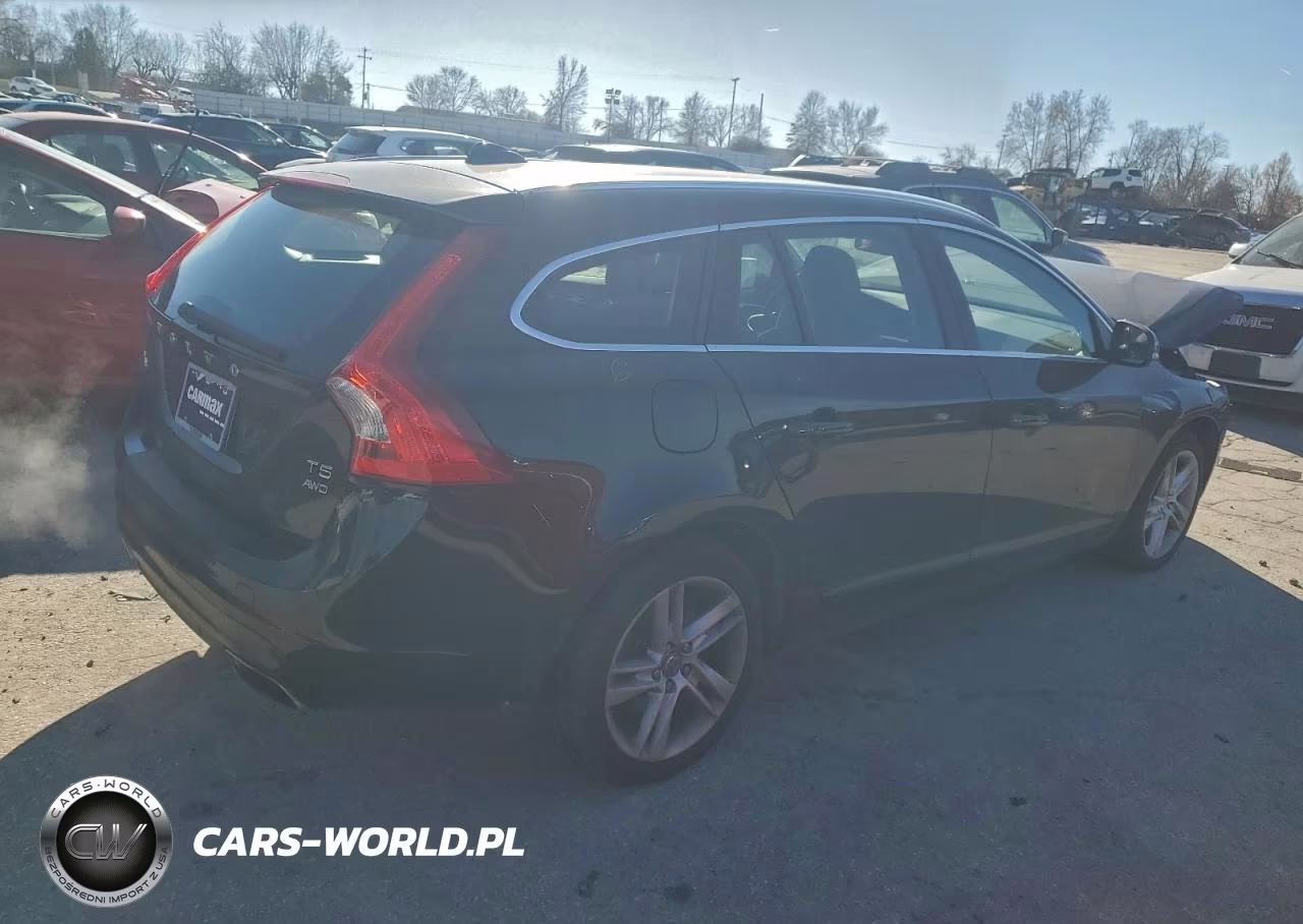 2015 Volvo V60 Platinum VIN:YV1612SD4F1212996 - 3