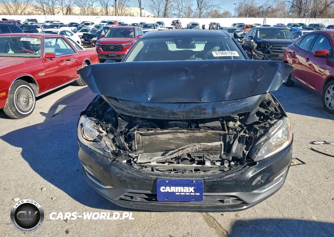 2015 Volvo V60 Platinum VIN:YV1612SD4F1212996 - 5