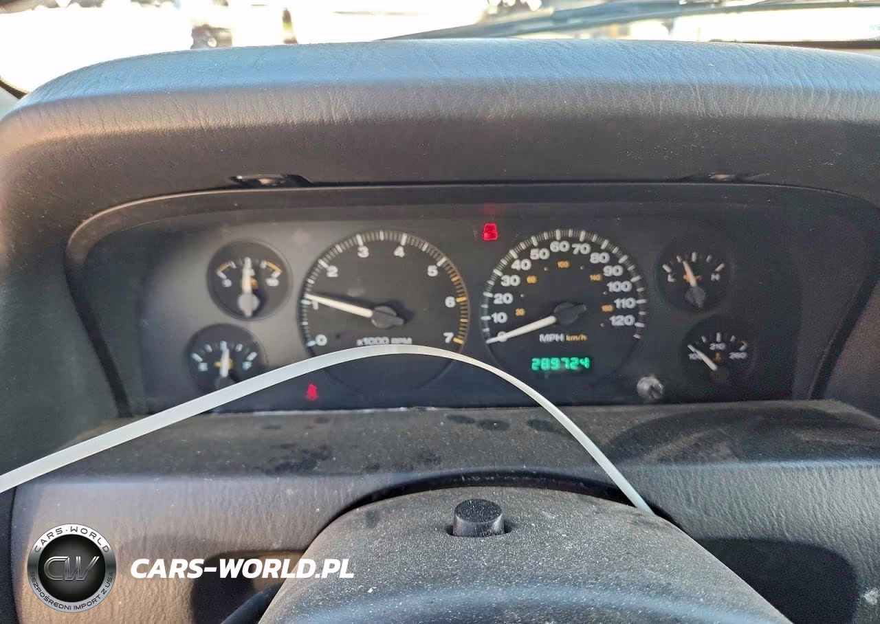 2004 Jeep Grand Cherokee Laredo VIN:1J4GX48S24C433213 - 9