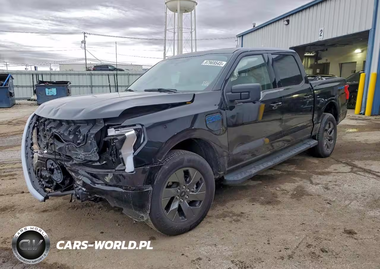 2025 Ford F150 Lightning Xlt