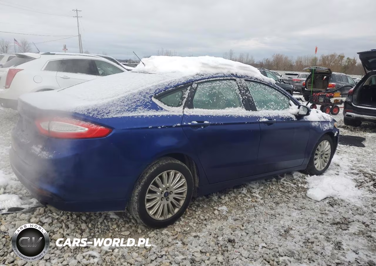 2014 Ford Fusion Se Hybrid VIN:3FA6P0LU0ER381382 - 3