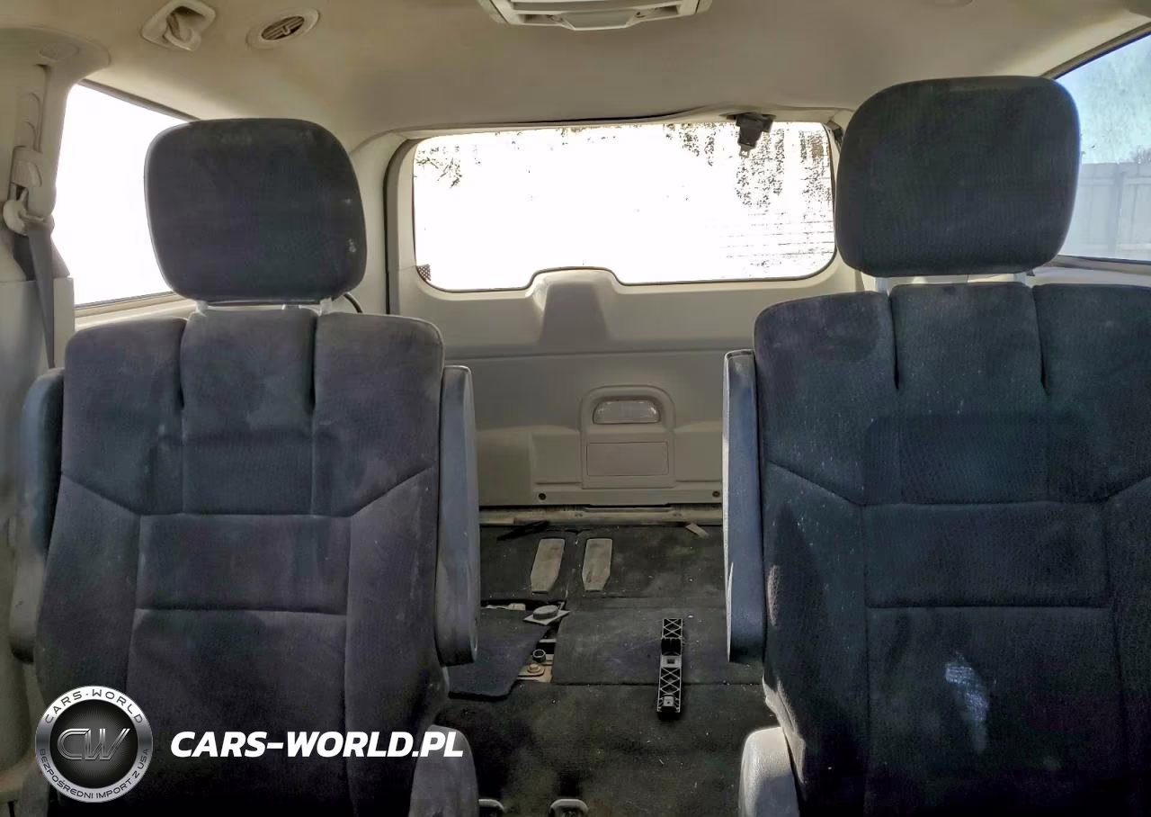 2011 Chrysler Town & Country Touring VIN:2A4RR5DG9BR687516 - 10