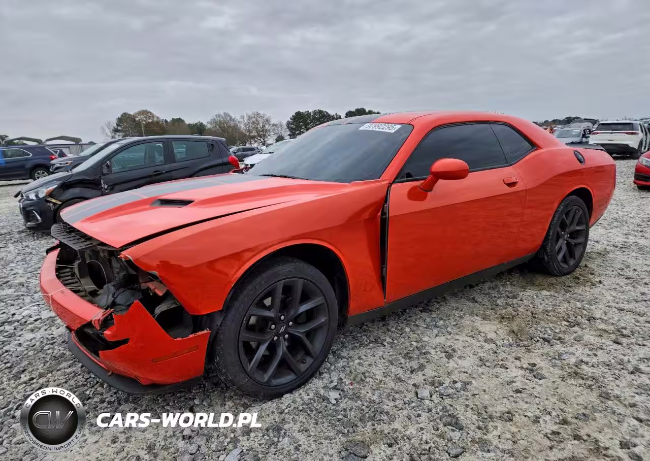 2021 Dodge Challenger Sxt
