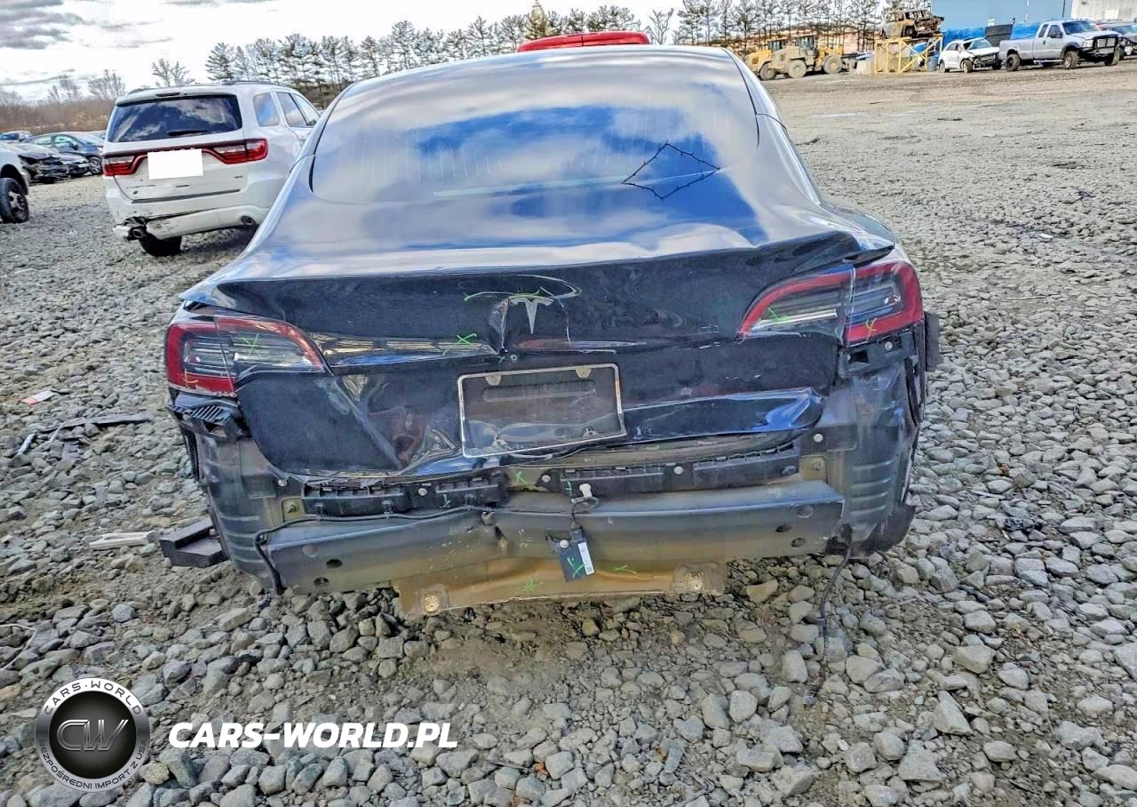 2018 Tesla Model 3 VIN:5YJ3E1EA8JF071231 - 6
