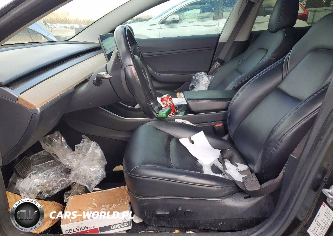 2018 Tesla Model 3 VIN:5YJ3E1EA8JF071231 - 7