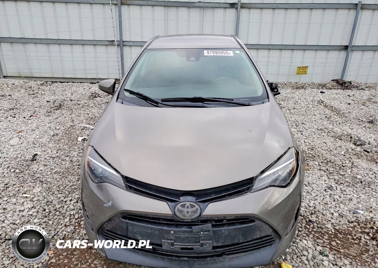 2018 Toyota Corolla L VIN:2T1BURHE0JC055010 - 5