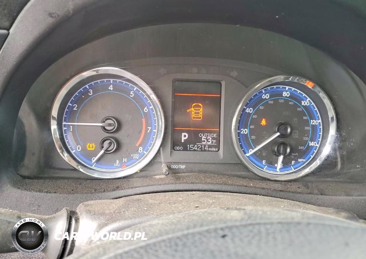 2018 Toyota Corolla L VIN:2T1BURHE0JC055010 - 9