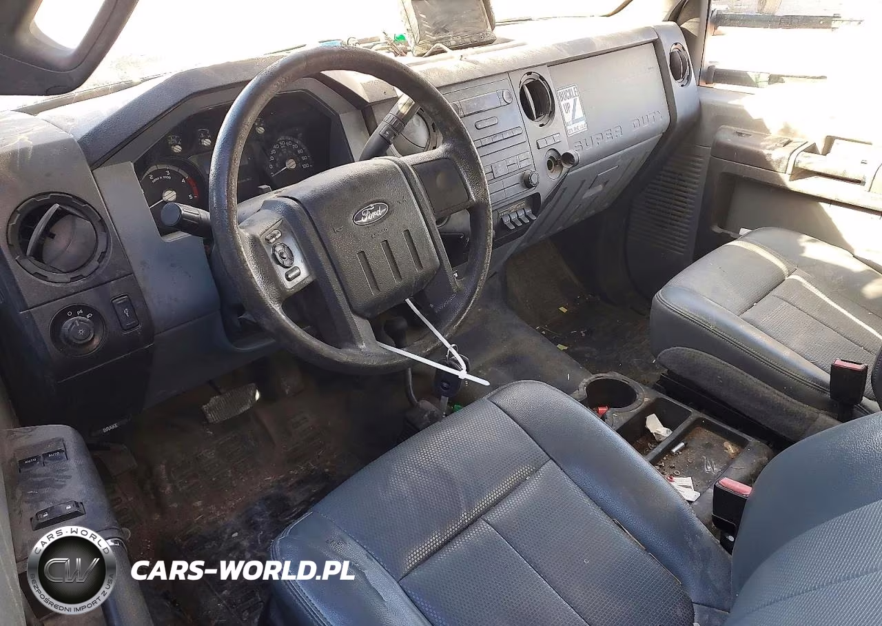 2015 Ford F550 Super Duty Utility - Service Truck VIN:1FDUF5HT1FED56251 - 8
