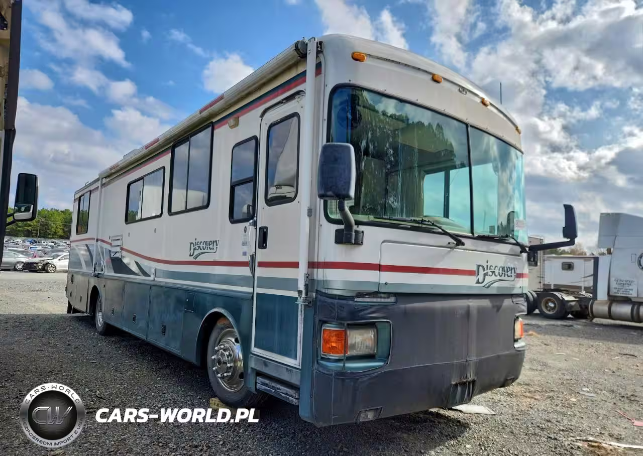 1998 Freightliner Chassis X Line Motor Home
