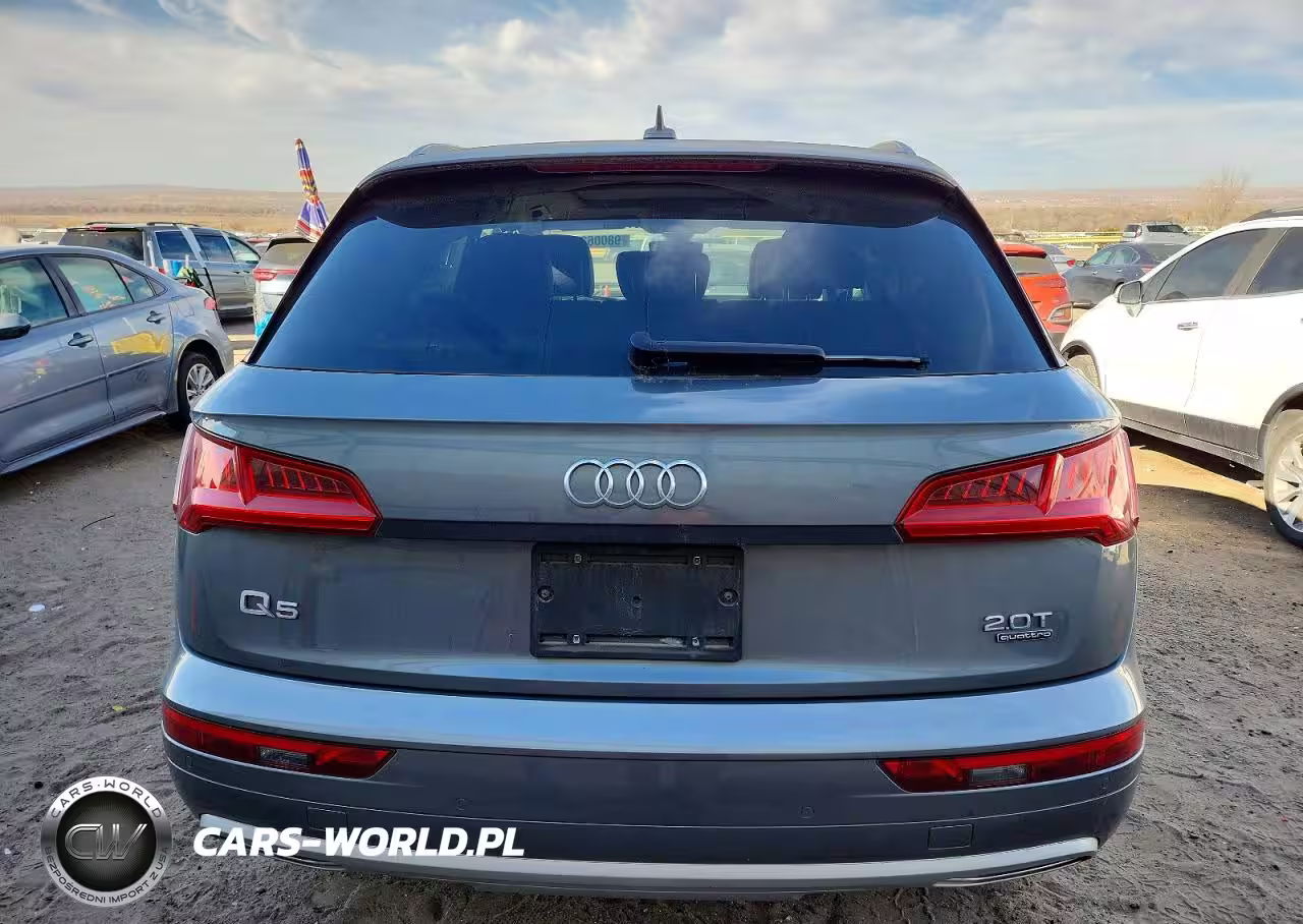 2018 Audi Q5 Premium Plus VIN:WA1BNAFY0J2201443 - 6