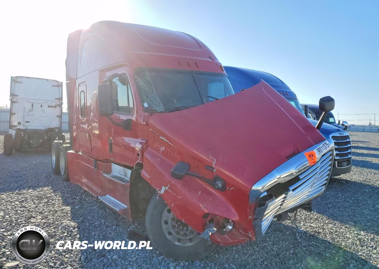 2014 Freightliner Cascadia Semi Truck
