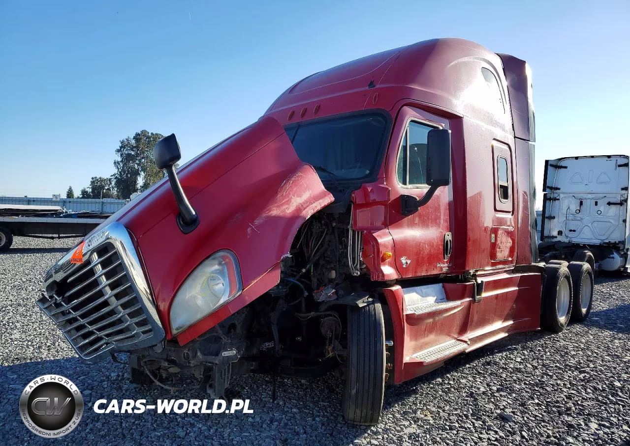 2014 Freightliner Cascadia Semi Truck VIN:3AKJGLDR5ESFL4367 - 2