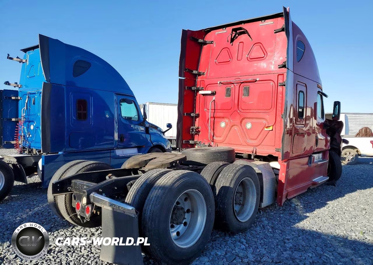 2014 Freightliner Cascadia Semi Truck VIN:3AKJGLDR5ESFL4367 - 4