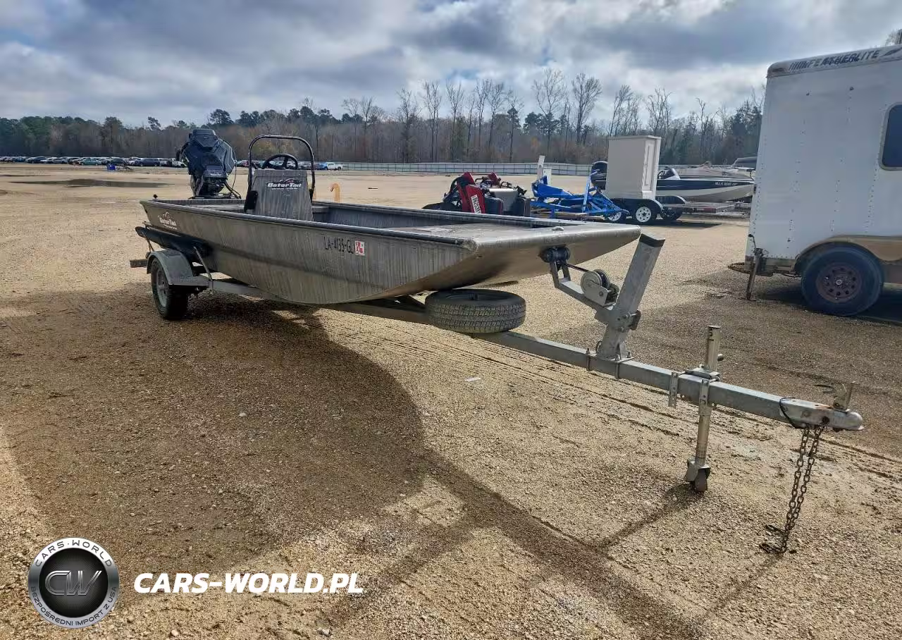 2020 Gator Traxx 22X7 - Outboard Engine