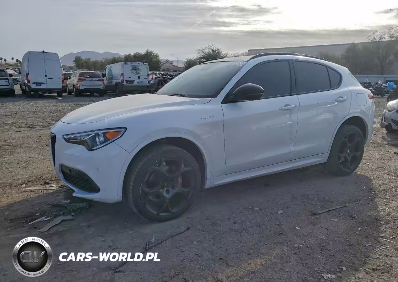 2022 Alfa Romeo Stelvio Ti