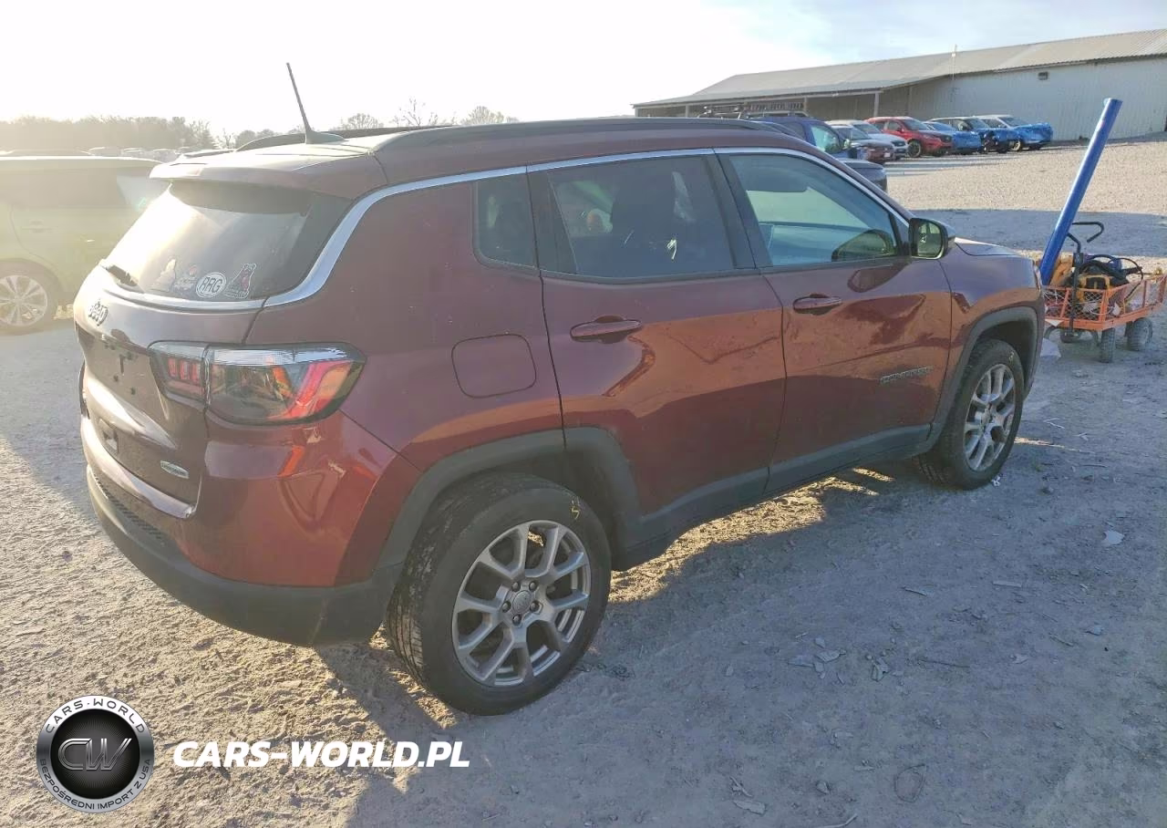 2022 Jeep Compass Latitude Lux VIN:3C4NJDFB7NT195897 - 3