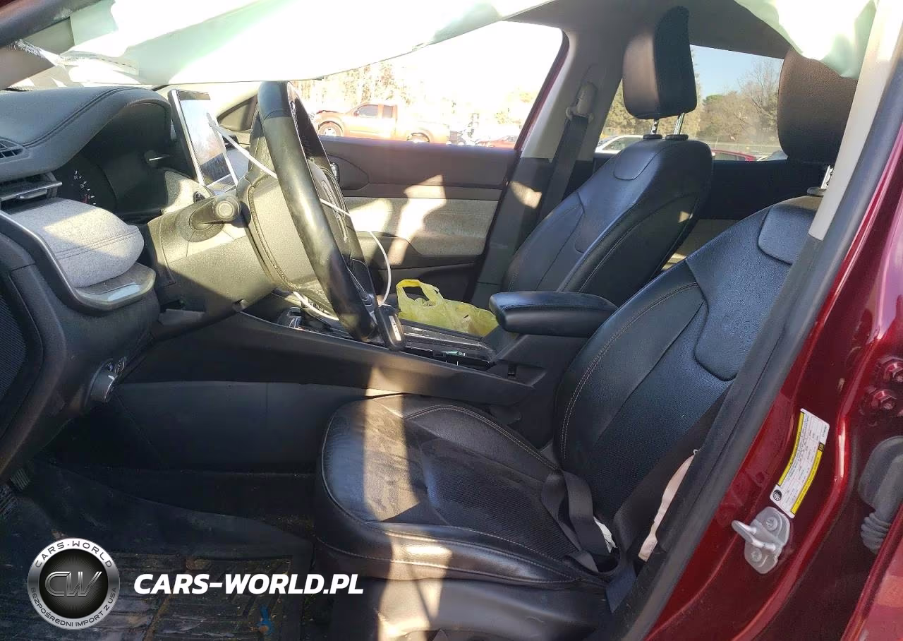2022 Jeep Compass Latitude Lux VIN:3C4NJDFB7NT195897 - 7