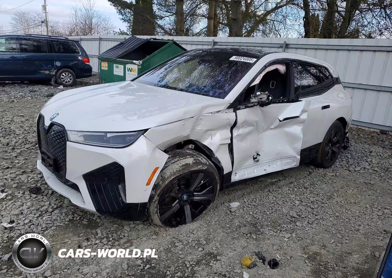 2025 BMW Ix xDrive50