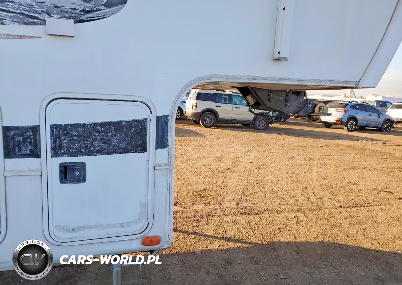2010 Keystone Alpine Camper VIN:4YDF36426AE770351 - 9