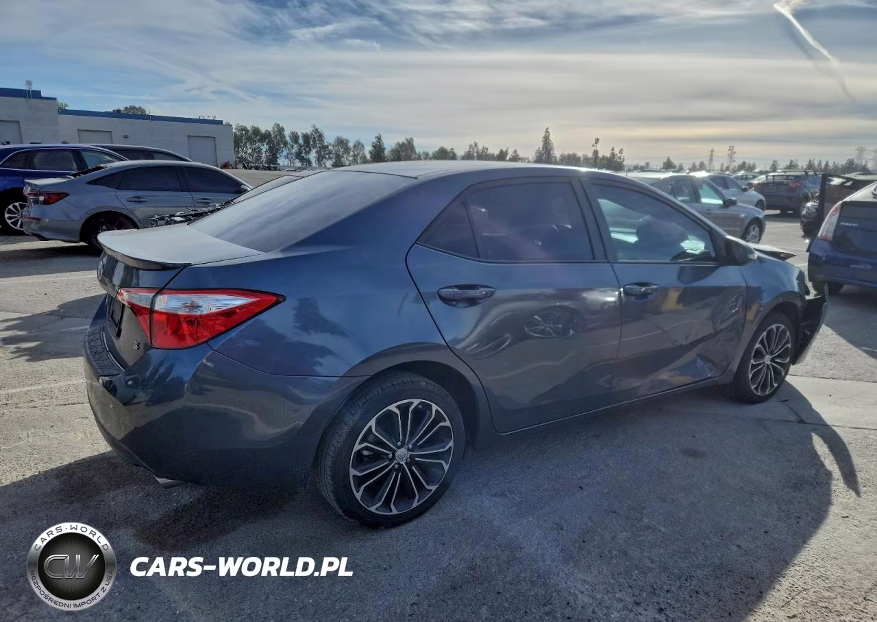 2016 Toyota Corolla L VIN:5YFBURHE2GP467289 - 3